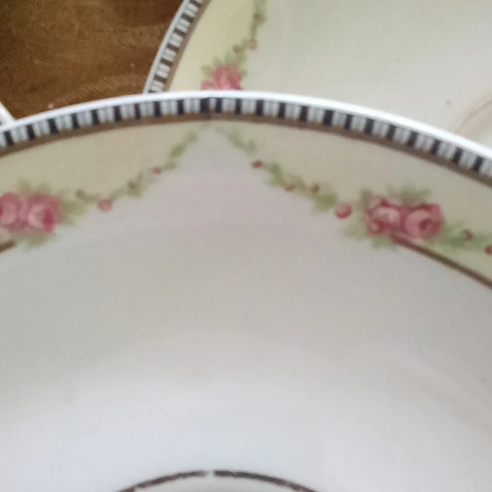 4 vintage camwood ivory saucers